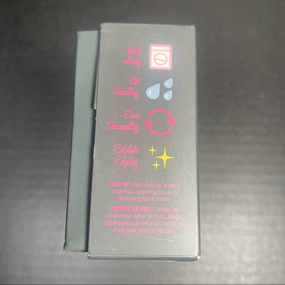 BNIB MAKEUP ERASER SET OF 7 MINIS SUPER CUTE LITTLE LUXURY - Picture 5 of 6